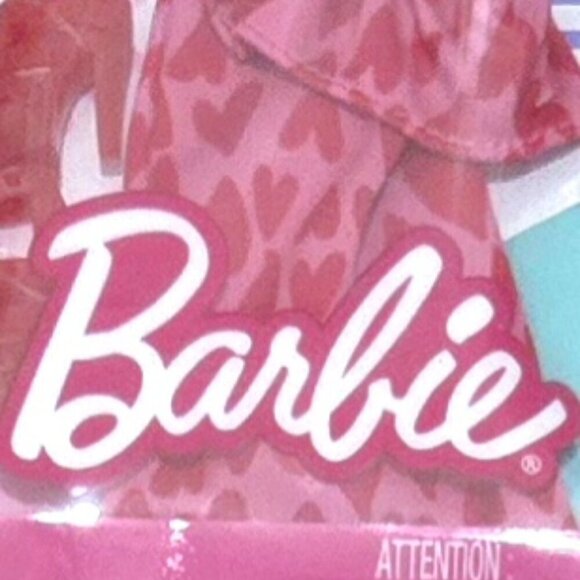 Barbie Fashion Pack Heart Dress Heels and Accessories Outfit New - Picture 1 of 3